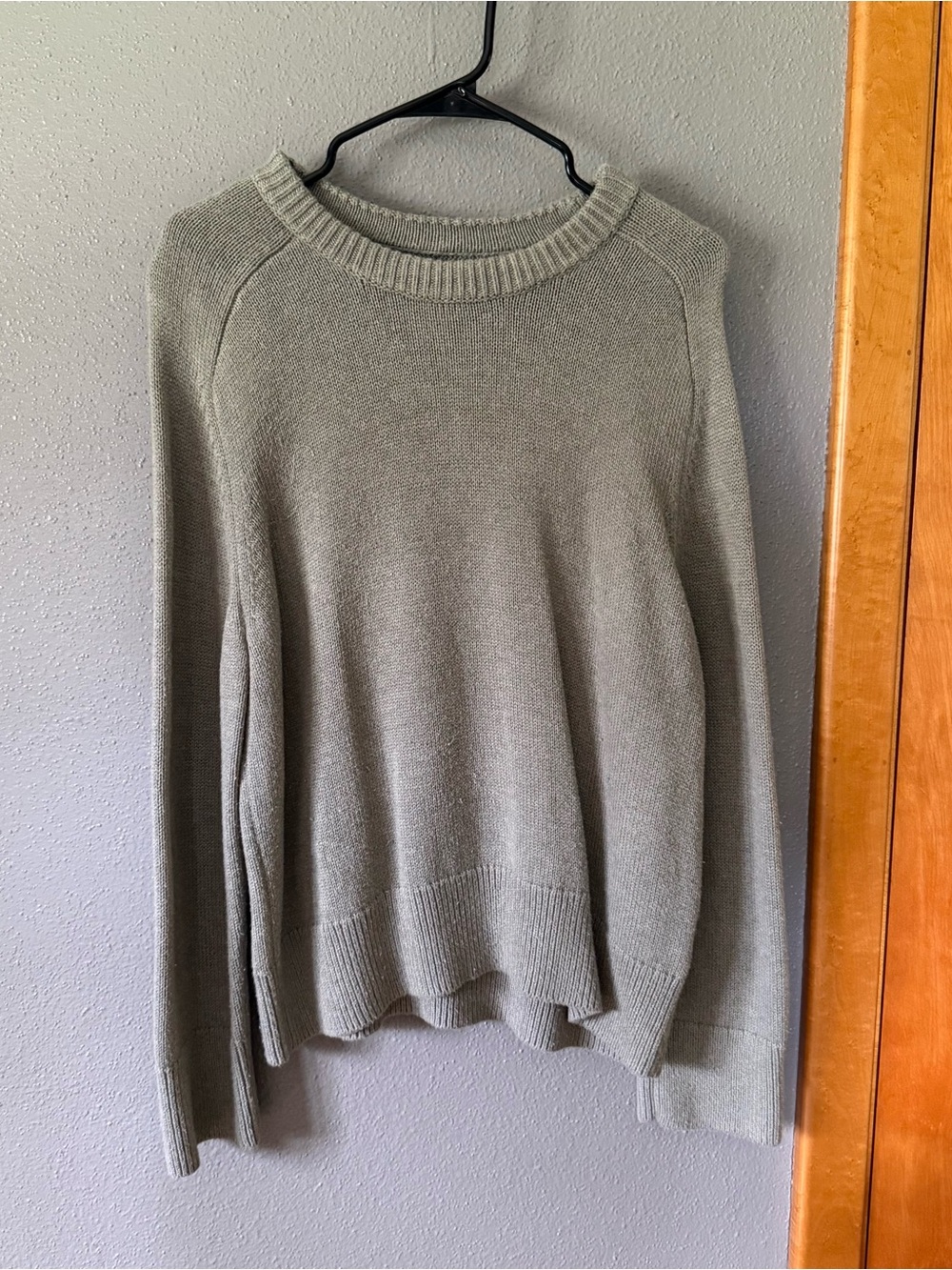 Abercrombie & Fitch Light Sage Knit  Crewneck Sweater